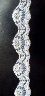 6003 Beaded Lace Trim